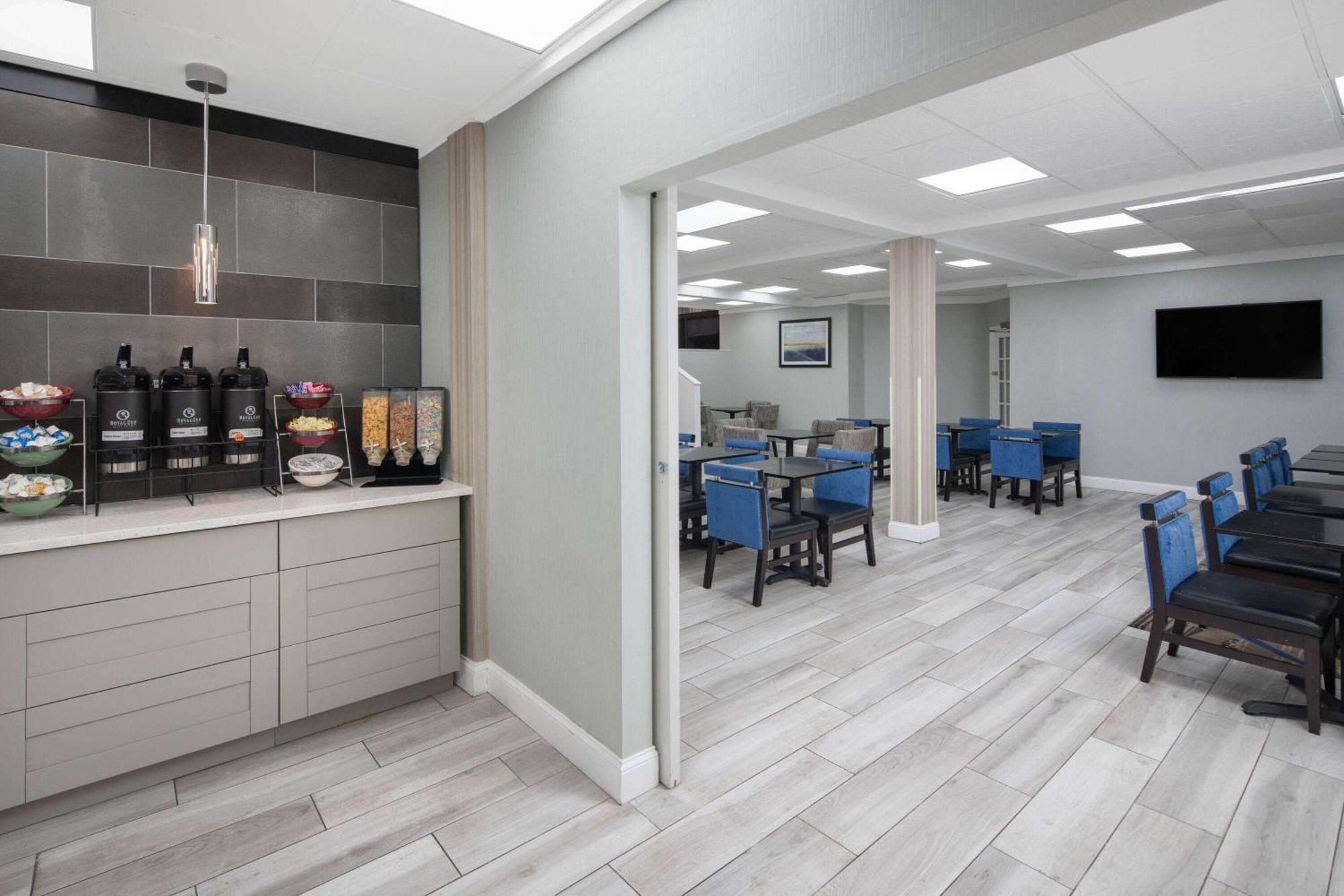 La Quinta By Wyndham Atlanta Airport South 3*