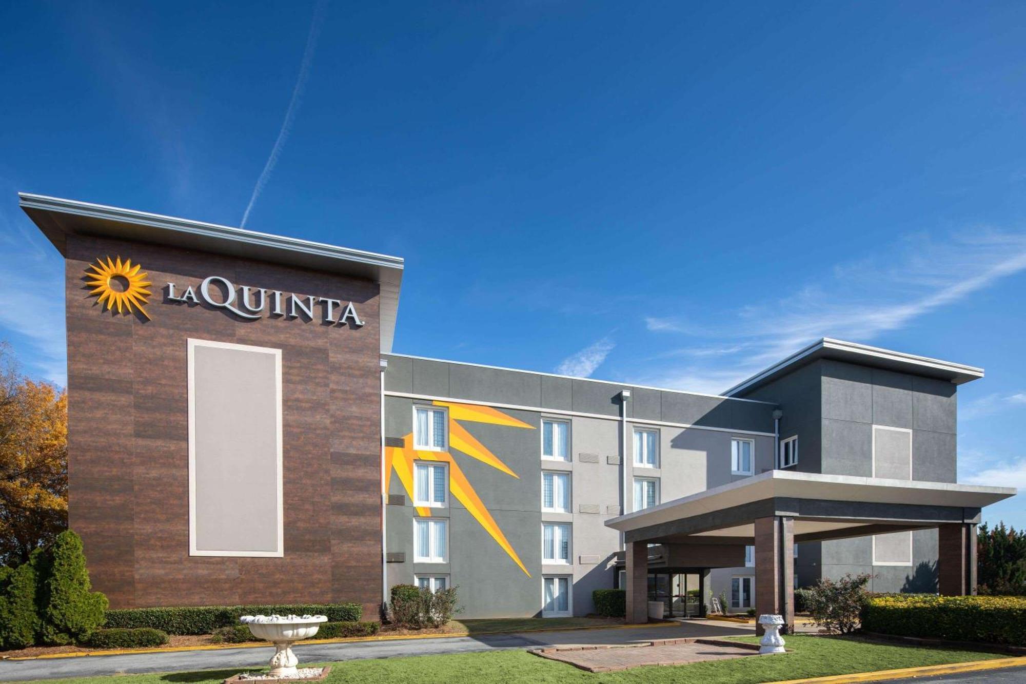Hotel La Quinta By Wyndham Atlanta Airport South