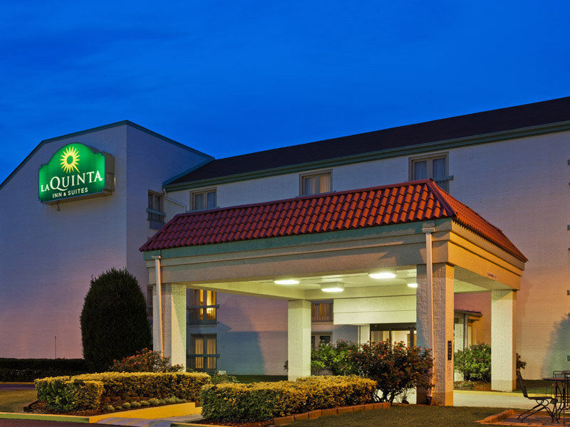 La Quinta By Wyndham Atlanta Airport South College Park